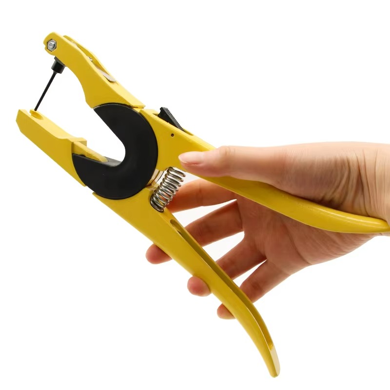 Yellow Color Ear Tag Pliers for Cow Sheep Animal Ear Tag Pliers One-piece Ear Tag Applicator