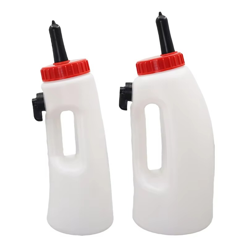 Calf Cow Milk Feeding Bottles 2.5L 4L Animal Milk Bottle with Nipple Large Capacity Milk Feeder